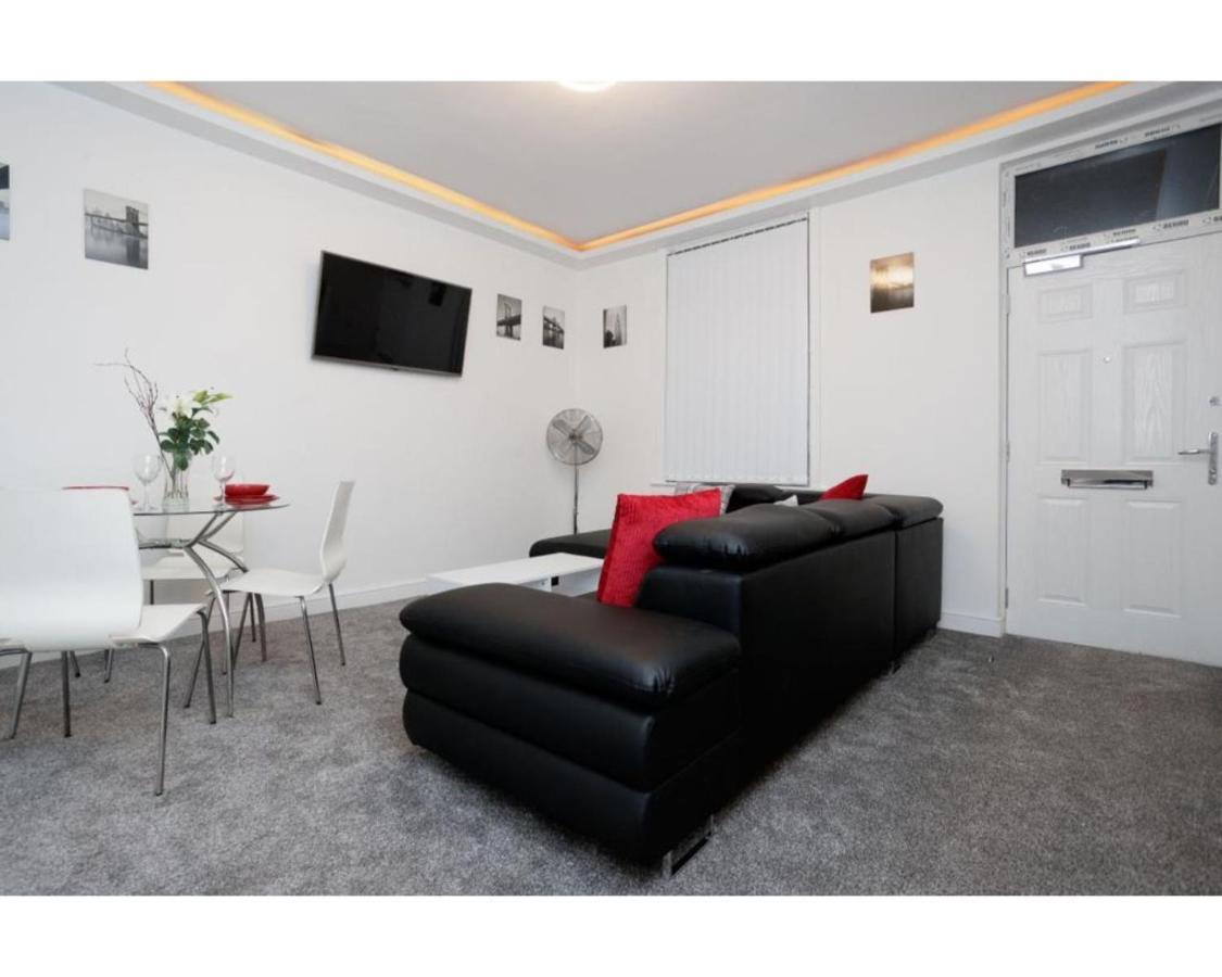Carter House Apartments.....6 Beds In 3 Bedrooms Leeds  Exterior photo