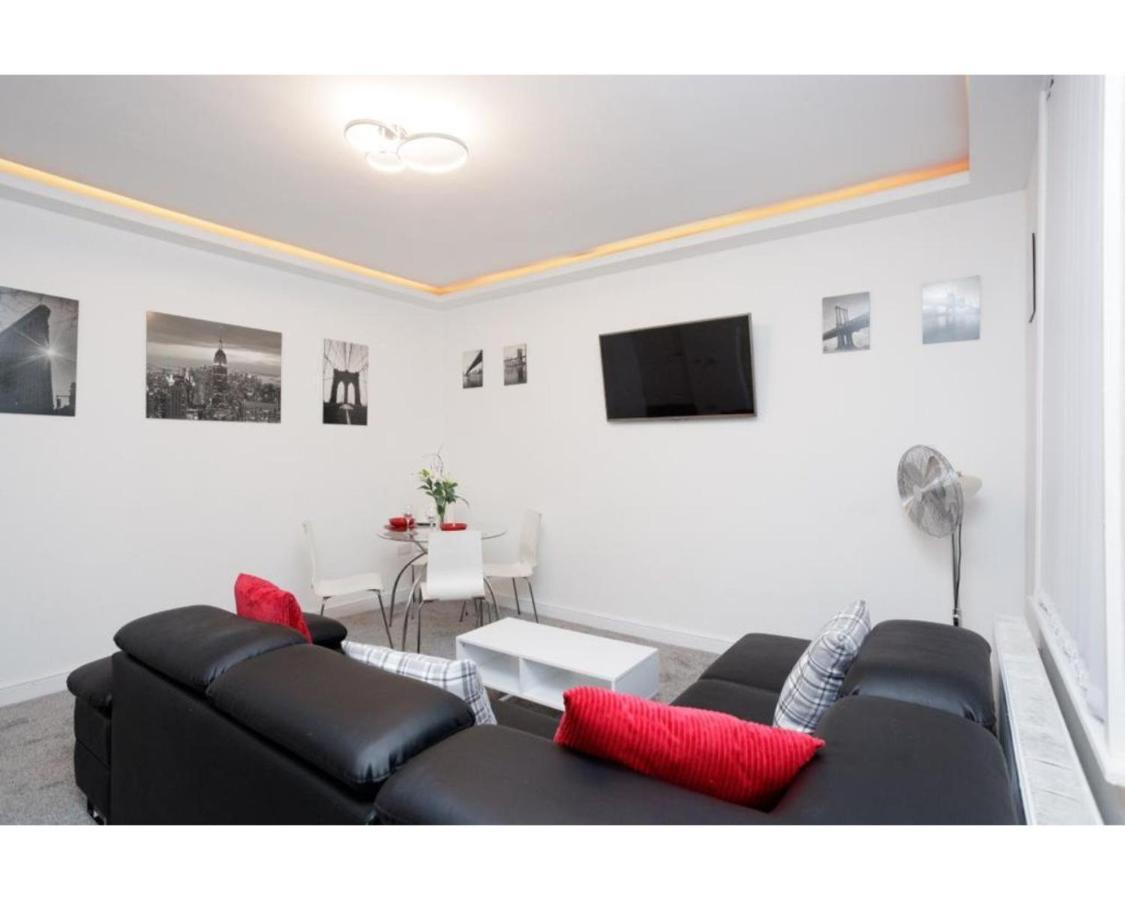 Carter House Apartments.....6 Beds In 3 Bedrooms Leeds  Exterior photo