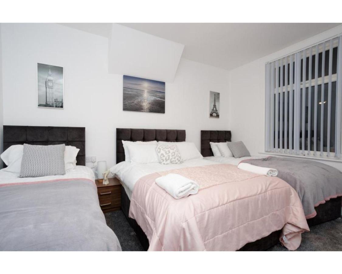 Carter House Apartments.....6 Beds In 3 Bedrooms Leeds  Exterior photo
