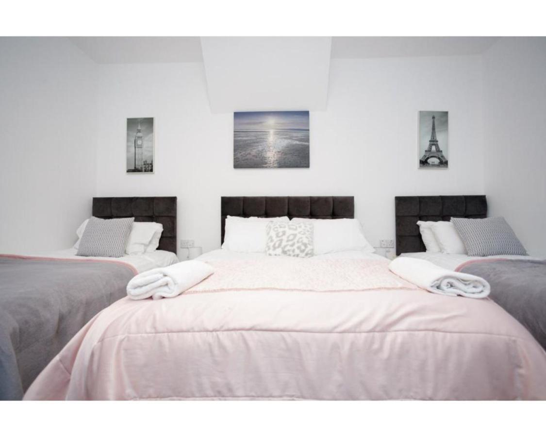 Carter House Apartments.....6 Beds In 3 Bedrooms Leeds  Exterior photo